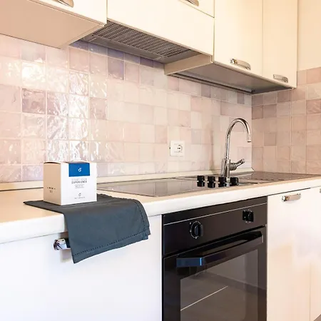 Residenza Le Logge Apart-hotel 4*