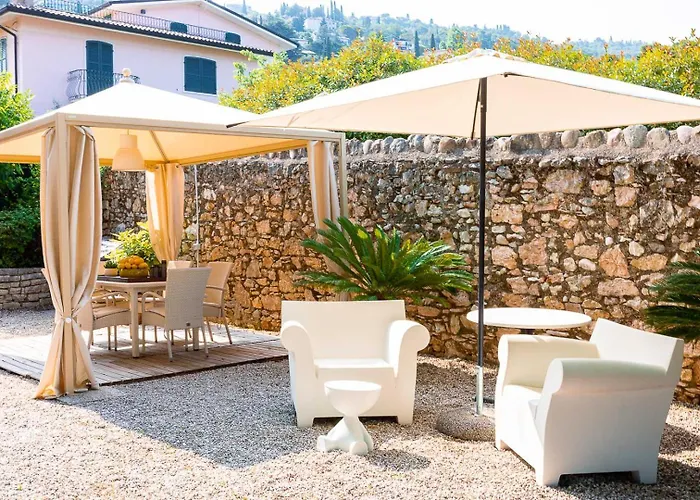 Appart hôtel Residenza Le Logge 4*