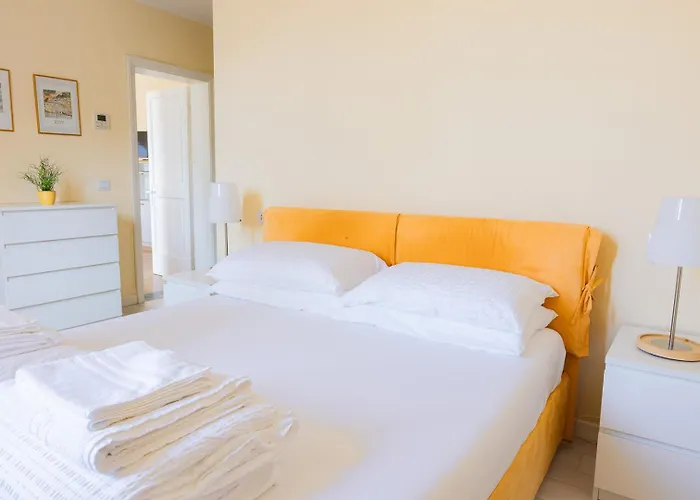 Appart hôtel Residenza Le Logge Torri Del Benaco