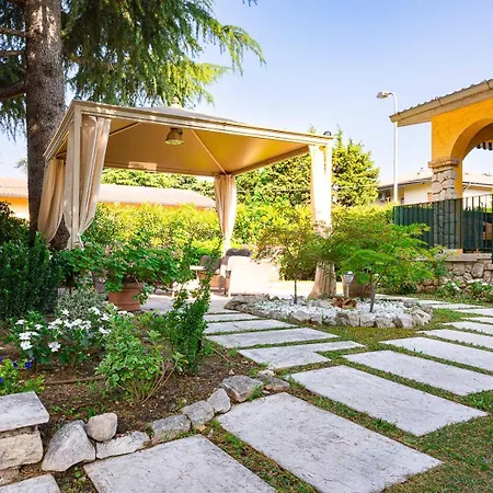 Residenza Le Logge Aparthotel