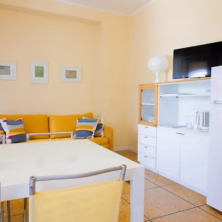 Residenza Le Logge Aparthotel Torri Del Benaco