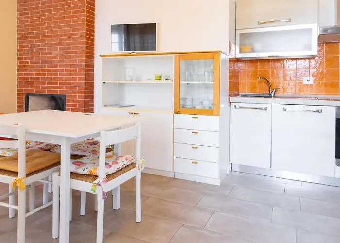 Hotel apartamentowy Residenza Le Logge Torri Del Benaco