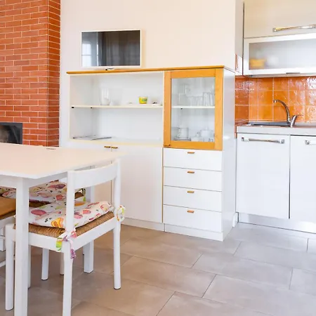 شقة فندقية Residenza Le Logge توري ديل بيناكو