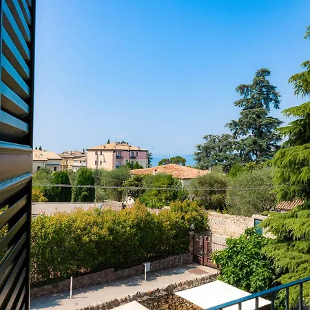 شقة فندقية Residenza Le Logge 4*